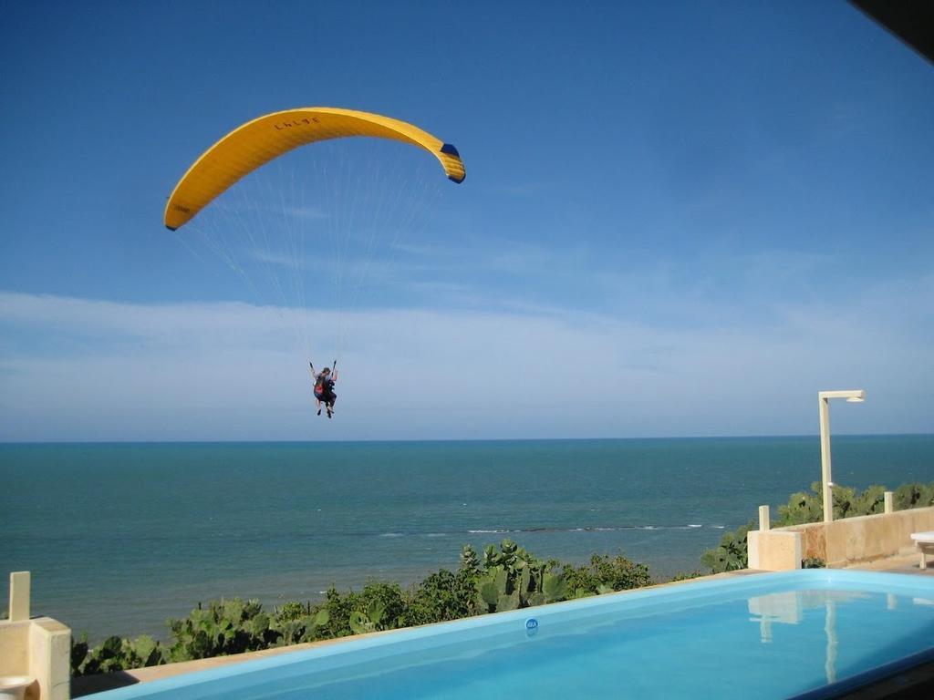 Pousada Azul Marinho Canoa Quebrada Exterior foto